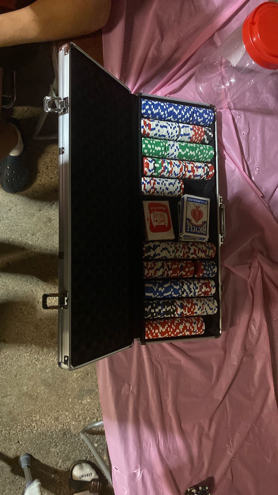 Poker Chips ( 700 Count )