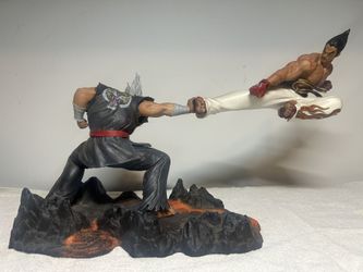 Tekken Statue