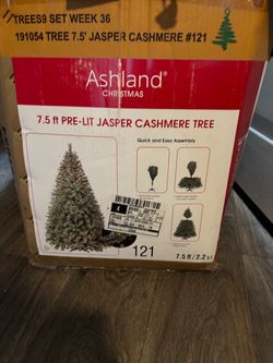 Cashmere Christmas Tree with base