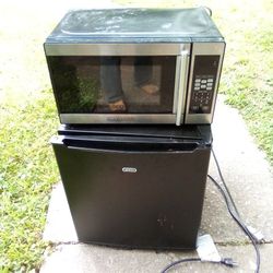 Microwave+Refrigerator 40.00
