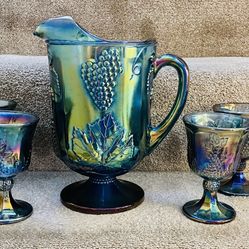 Vintage Beautiful Pitcher/ Goblet Set By Indians Glass. 