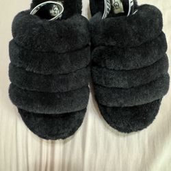 Women’s Size 8 Uggs