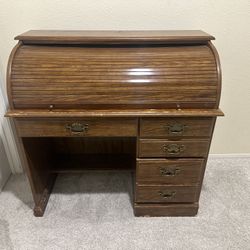 Nice Antique Roll Up Desk