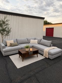 Bassett Gray Modular Sectional Couch