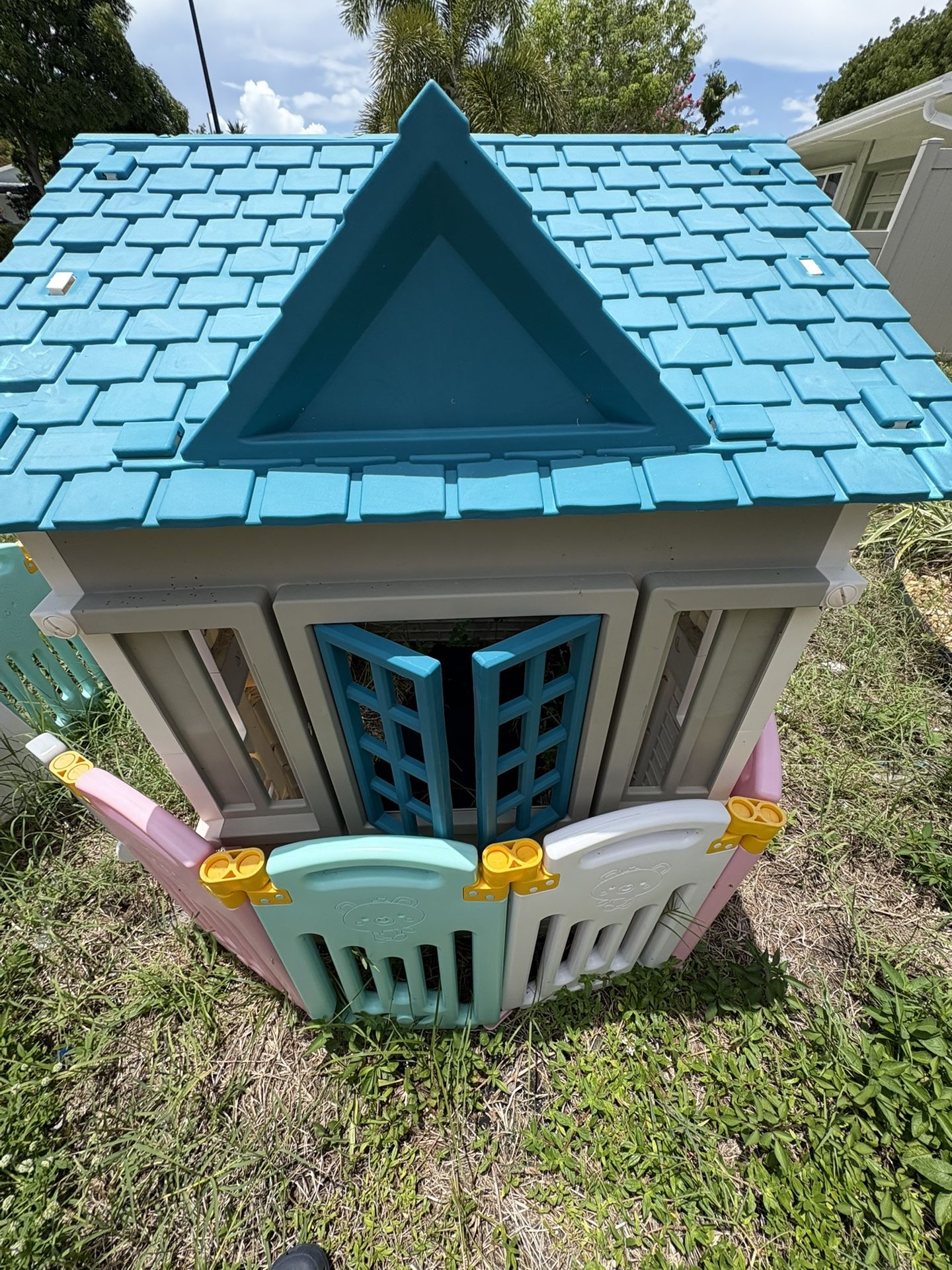 Doll House Play House Shelter