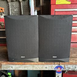 RCA 2-way Bookshelf Speakers