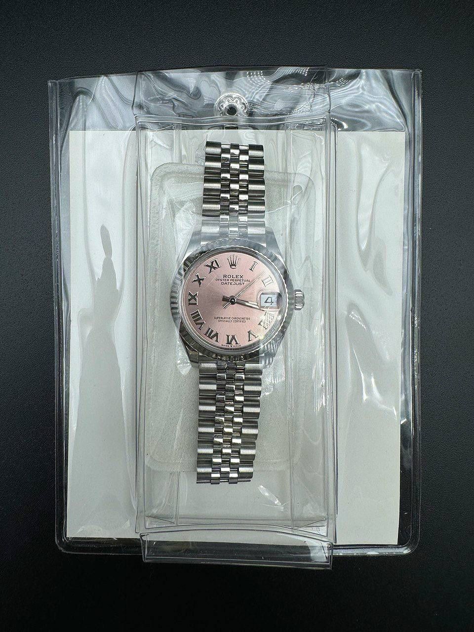 Lot of 100pcs Clear Plastic Watch & Card Large Snap Pouch Case