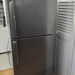 Refrigerator (Fridge) Premium Levella - Mini Fridge- Lightly Used