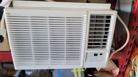 LG Window Air Conditioner Unit