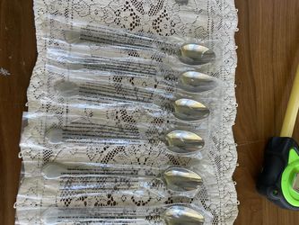 SET OF 6 Lenox  [ Quality 18/10 Stainless ] Vietnam [ 7- 3/4" ] ICED TEA SPOONS