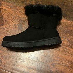 Black Warm Fashion Boots 6 1/2