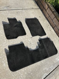2024 Honda CRV Carpet Floor Mats Black Used For Two Years OEM
