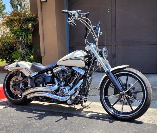 2014 Harley Davidson Softail Breakout 103"