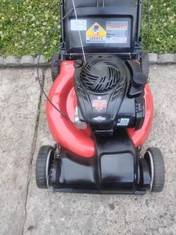 New Briggs and Stratton self propelled mower