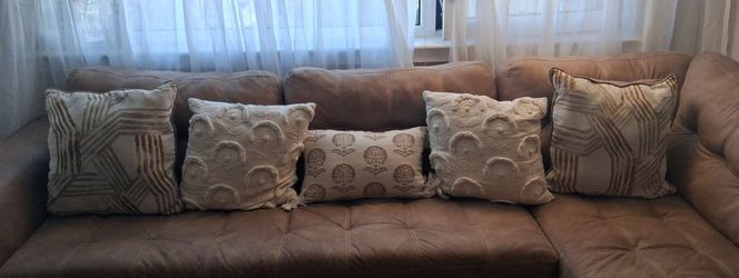 Set of 5 pillows