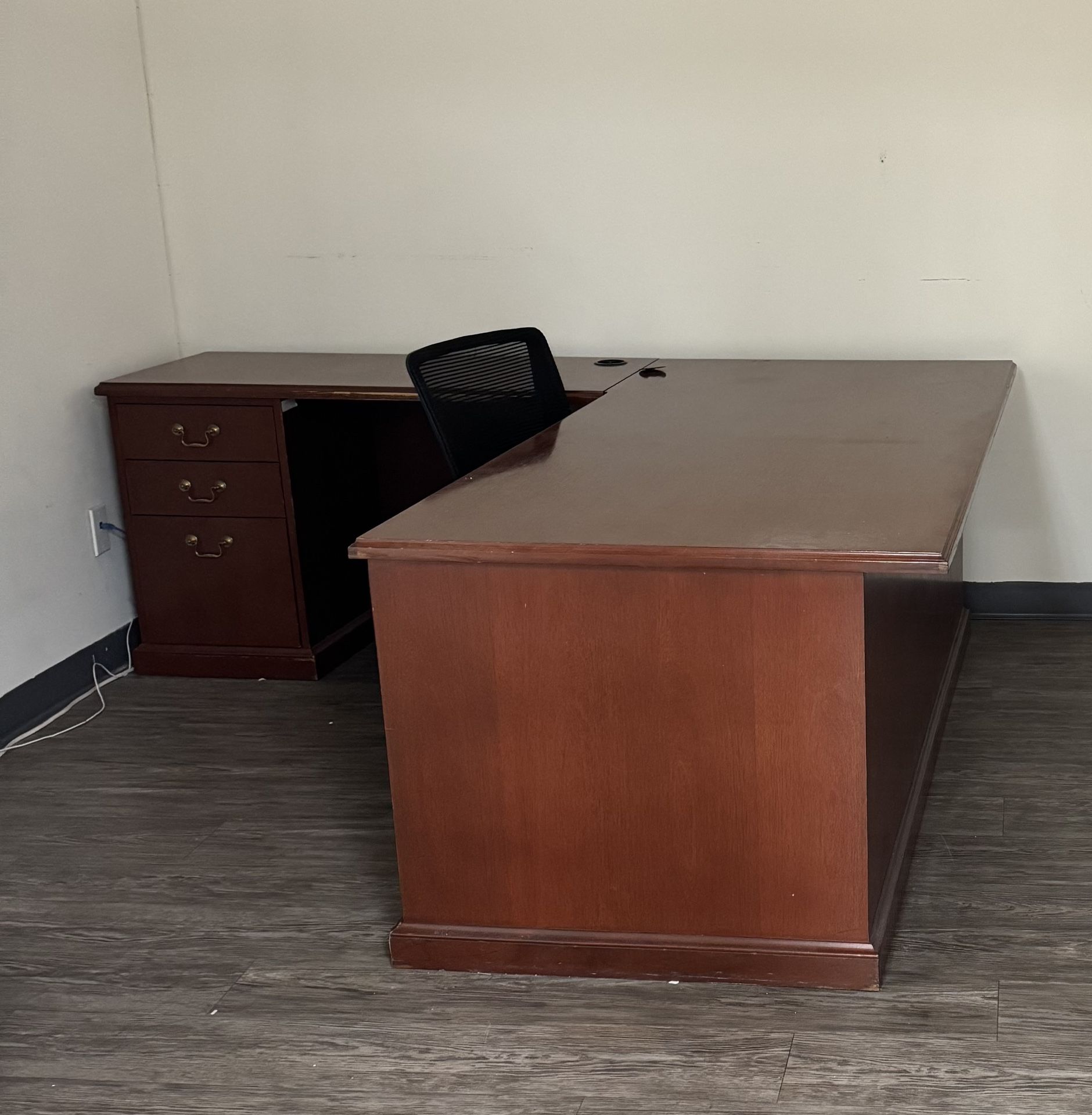Office Desk