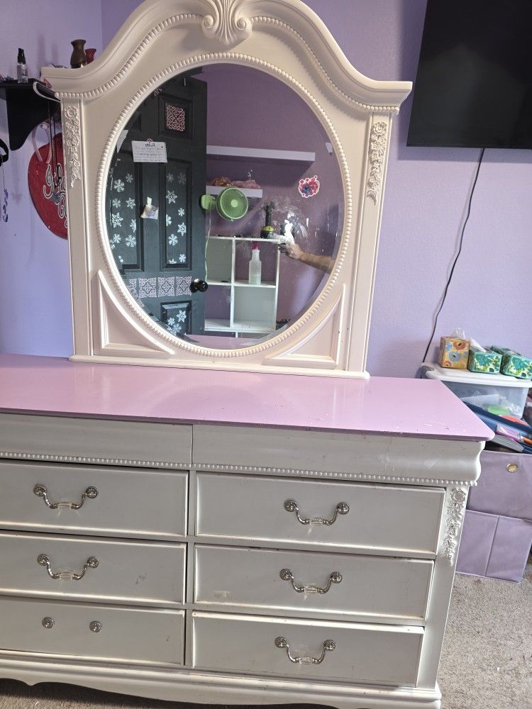 bedroom set