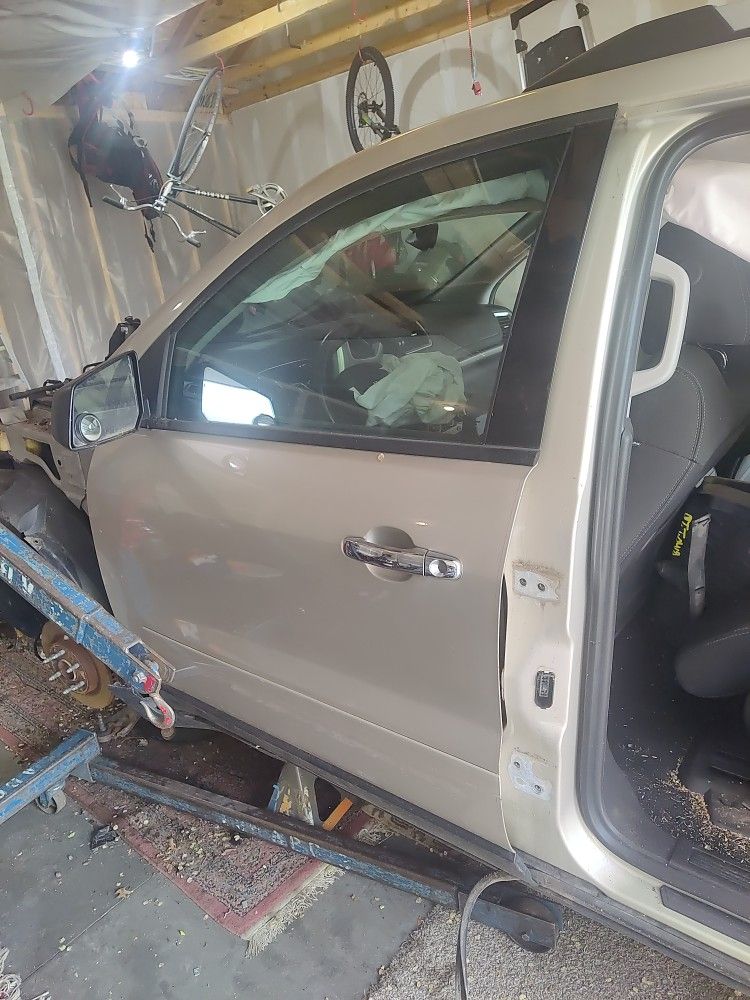 GMC Acadia Doors