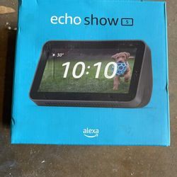 Amazon Echo Show smart speaker