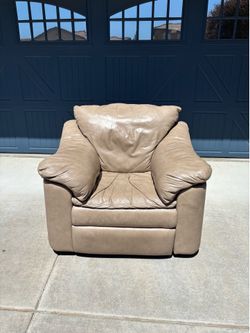FREE - Recliner - Good Condition