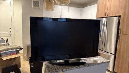 Samsung 42” TV