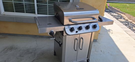 Barbecue Propane Grill