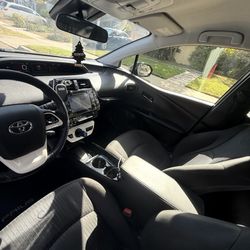 Toyota Prius 2017