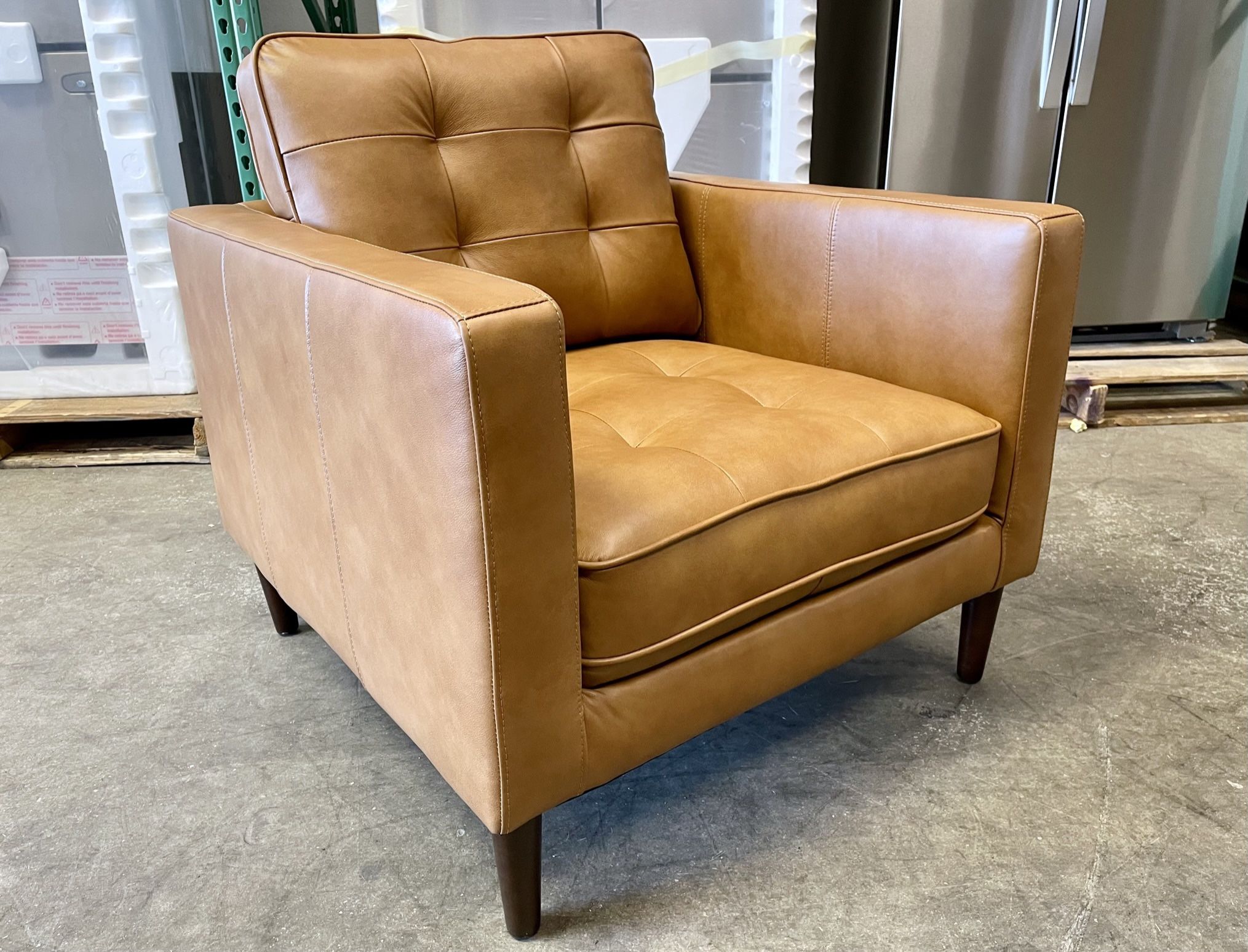 WAREHOUSE CLEARANCE | Harstine Leather Chair, Brown