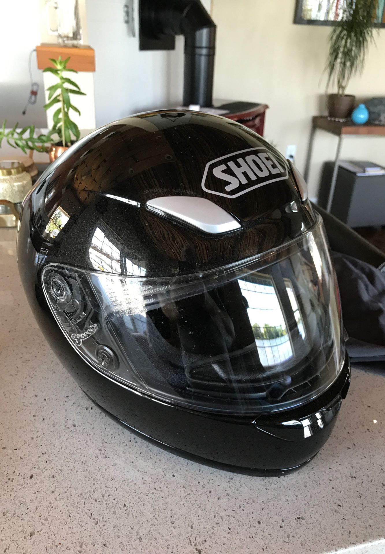 REDUCED! - Shoei RF-1000 Motorcycle Helmet