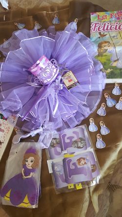 Sophia the First party decor & skirt