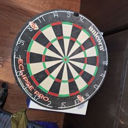 Unicorn Eclipse Pro Bristle Dartboard
