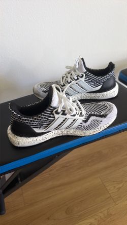 Like New Adidas Ultra Boost Cookies & Cream Size 9.5 Men’s