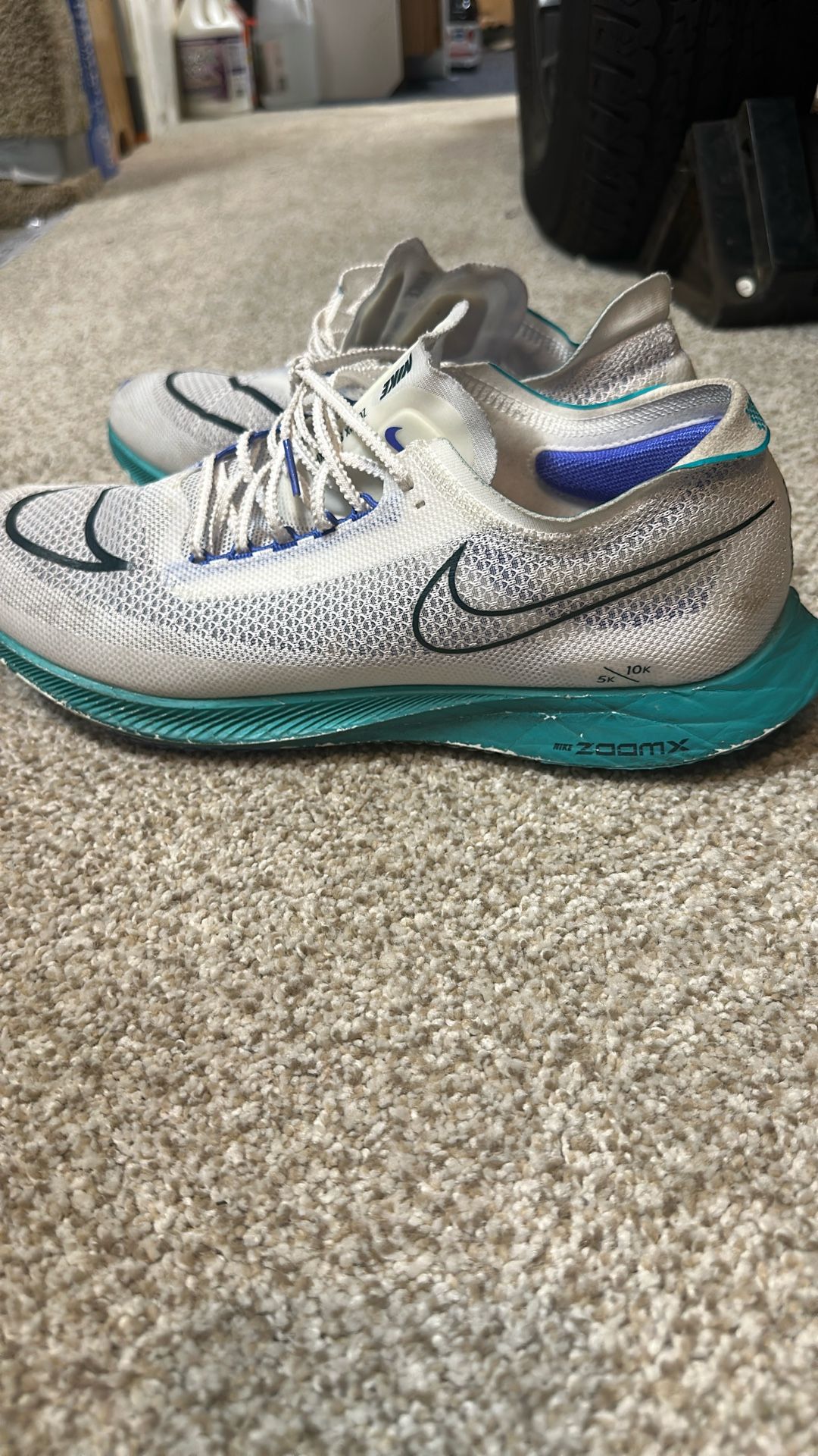 Man’s Nike shoes size 14