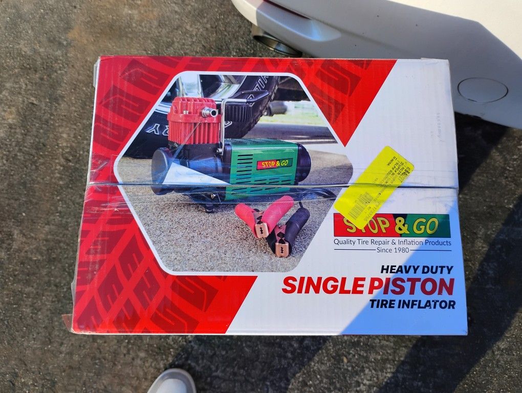Stop & Go 12 volt Single Piston Tire Inflator...Brand New. MSRP $75