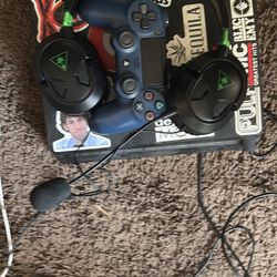 PS4 With Controller And Heaphones 