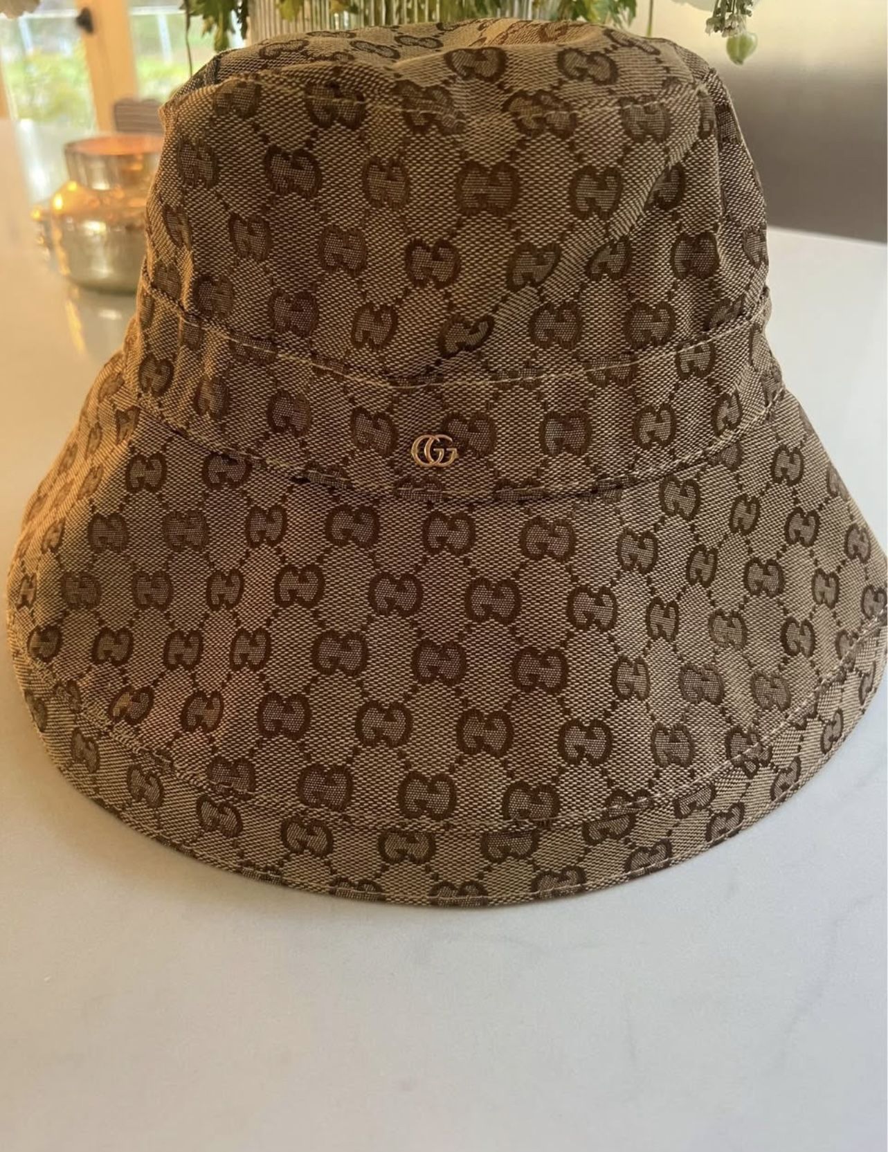 GUCCI Bucket Hat new w/tags !!!