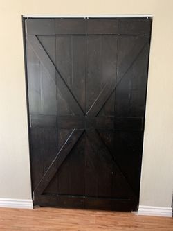 Bi-fold rustic barn doors for closets and storage