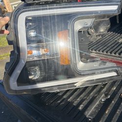 HEADLIGHTS FOR FORD 2018