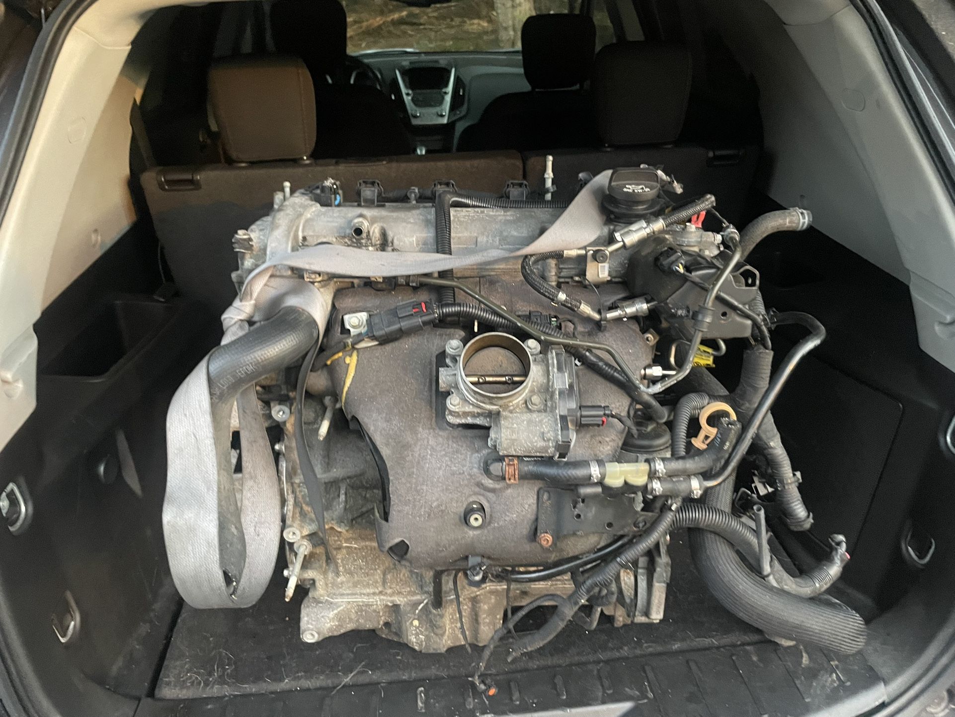 Chebrolet Esquinox engine Year 2013 72 millas