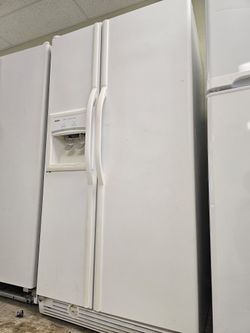 Kenmore Refrigerator Working Perfectly Fine Very Clean I Can Deliver To You 90 Days Warranty 