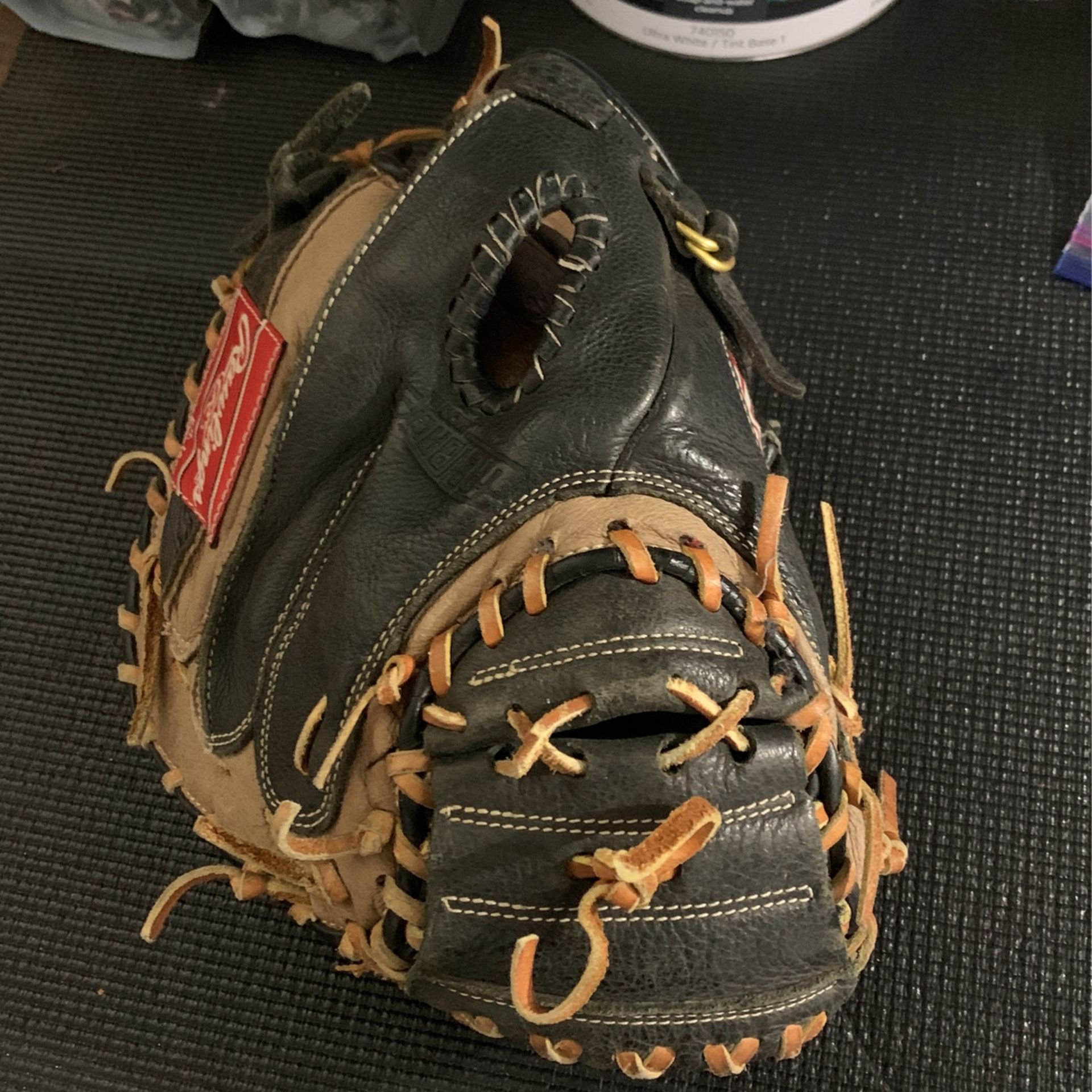 Left-Handed Rawlings Catchers Glove