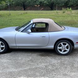 1999 Mazda Miata 