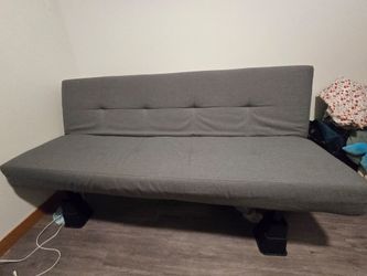 Futon / Couch / Bed / "Sleeping pad"