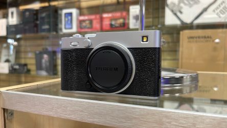 Fujifilm  100VI. Silver