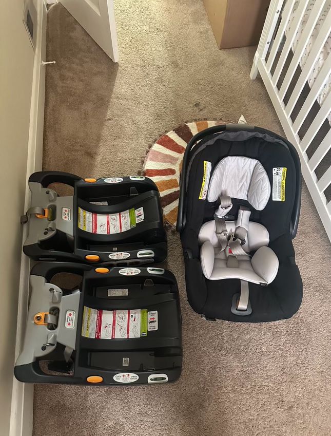 Chicco Keyfit 30 Infant Car Seat And 2 Bases