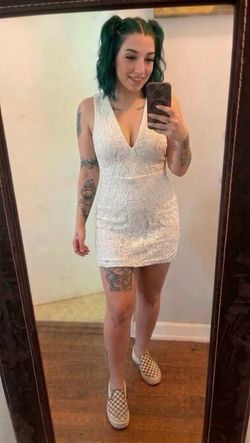 NWT Do & Be White Lace V-Neck Sleeveless Dress Size Medium