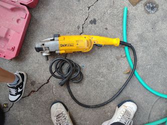Dewalt
