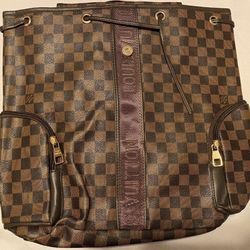AUTHENTIC (LV)LOUIS VUITTON&GUCCI (BAGPACKS)