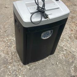 Paper Cutter Machine