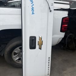 2017 Silverado, Tailgate With Camera 